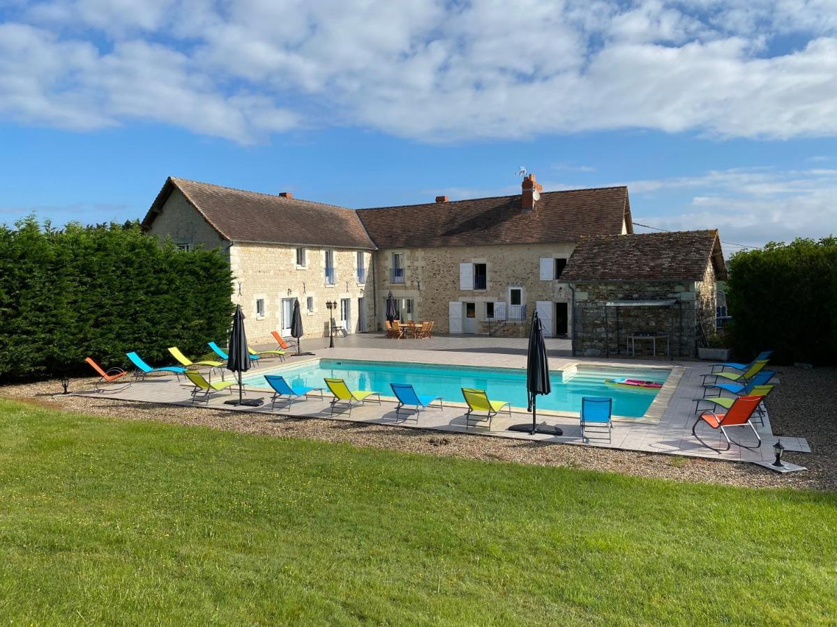 Kourline Villalunoterie Futuroscope Piscine Spa Oyre Zewnętrze zdjęcie